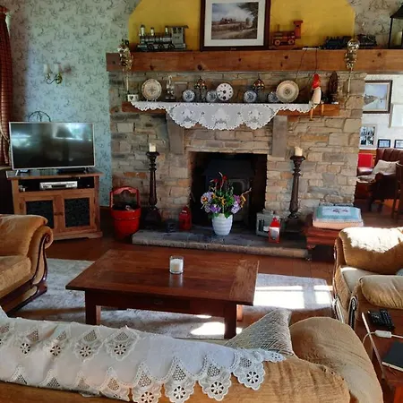 Station House * Glenties