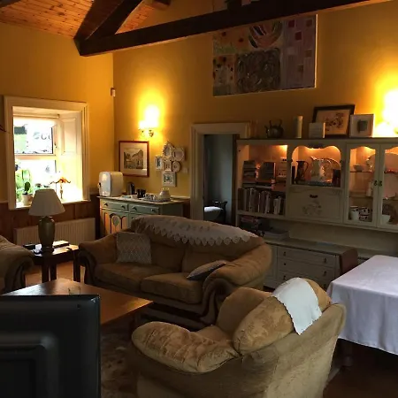 Station House B&B *